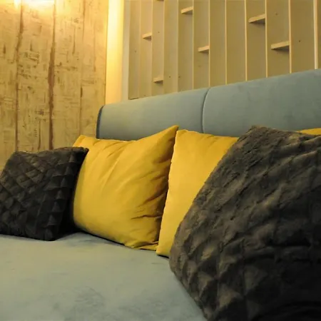 Apartment Bibliotheque Studio